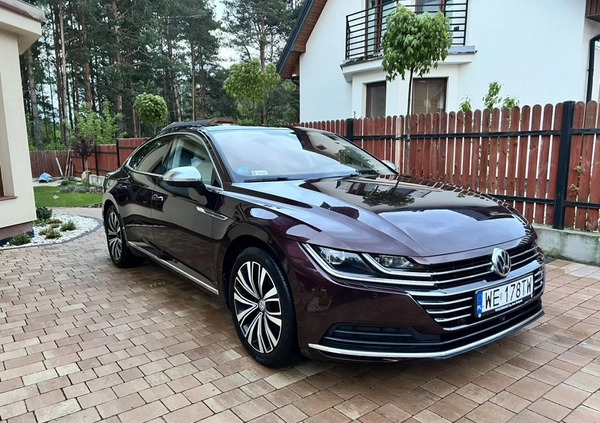 Volkswagen Arteon cena 103900 przebieg: 148900, rok produkcji 2018 z Ujazd małe 191